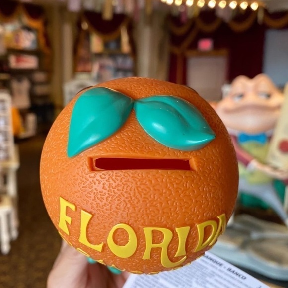 Orange Bird Bank - WDW 50th Anniversary - Picture 6 of 13